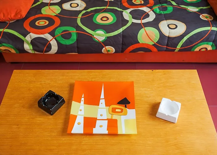 Con Encanto Y Céntrico